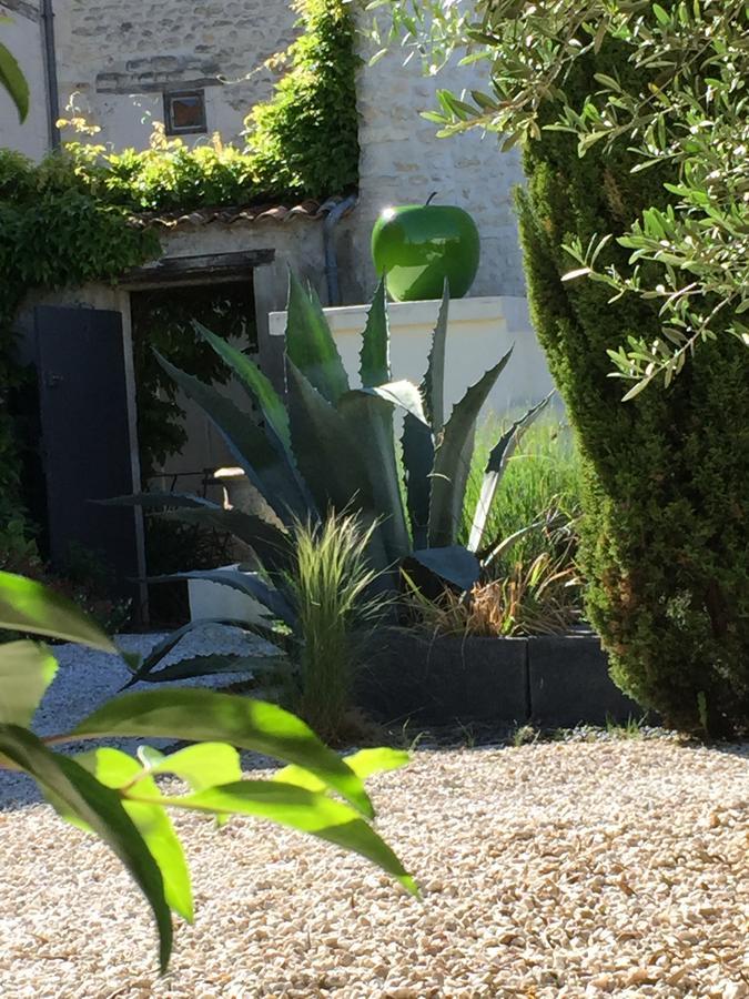 La Maison Du Baloir Thairé Exterior foto